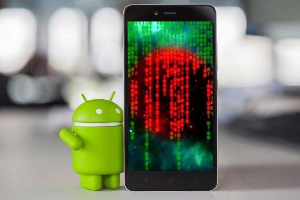 Ворует данные банковских карт: Android-смартфоны атакует новый опасный вирус