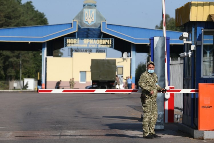В Украине готовят новые ​правила пересечения границы