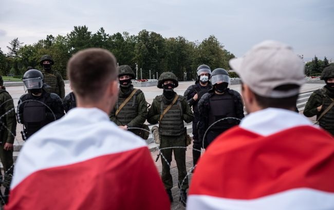Около Минска строят лагерь для политзаключенных - CNN