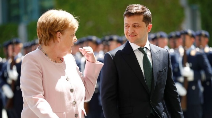 Меркель посетит Киев перед поездкой Зеленского в США