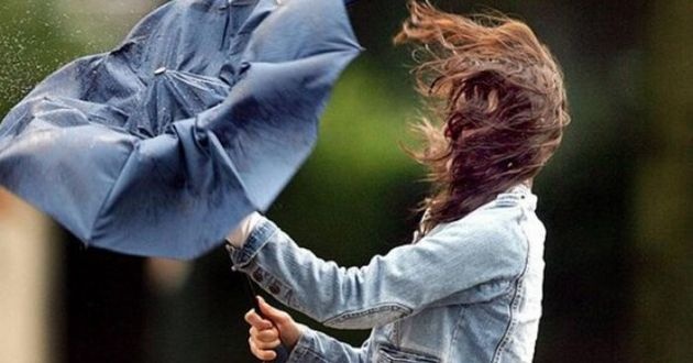 Сильный ветер и грозы: начинается кратковременное похолодание