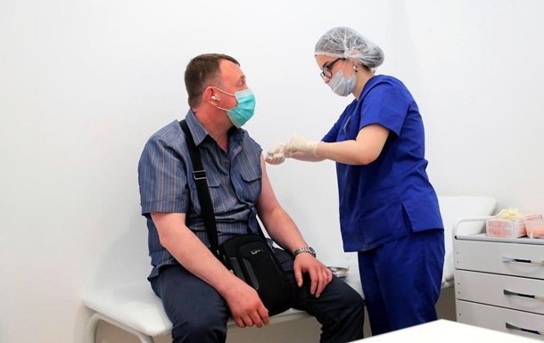 В Украине за сутки против коронавируса вакцинировали более 163 тысяч человек