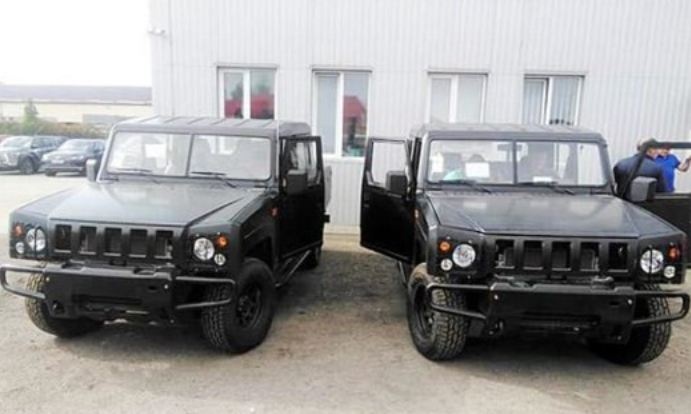 Шире, чем Hummer H3: в Украине начали продавать китайские армейские внедорожники