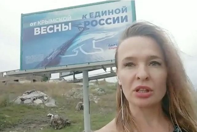"Выгоняют из домов", - крымчане пожаловались Путину "на камни с неба"