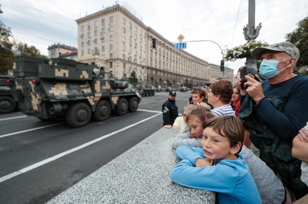 День Независимости: 10 тысяч силовиков вывели на улицы Киева