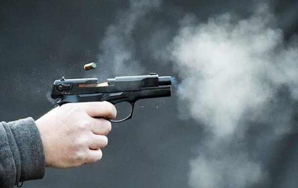 В Одессе мужчина устроил стрельбу из окна дома и ранил ребенка