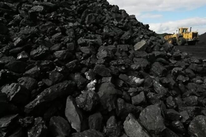 В "Укрэнерго" заявили о критической ситуации с запасами угля на ТЭС