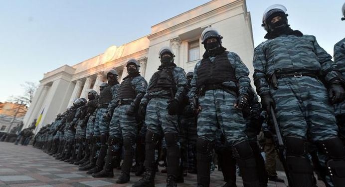 Нехорошая примета: на должностях власть восстанавливает силовиков, причастных к разгону Майдана