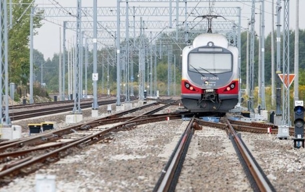 Железнодорожное сообщение между Украиной и Польшей  восстановят