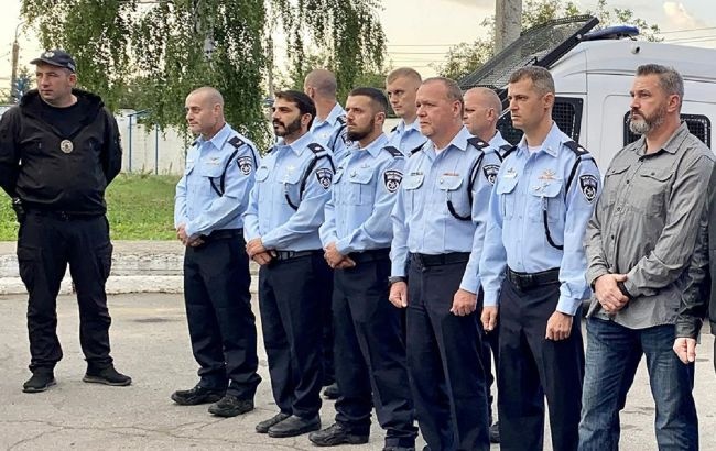 В Умань прибыли израильские полицейские