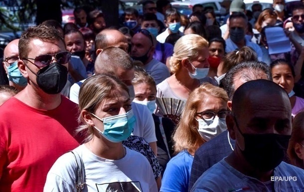 В Украине за сутки выявили 773 новых случаев заражения коронавирусом