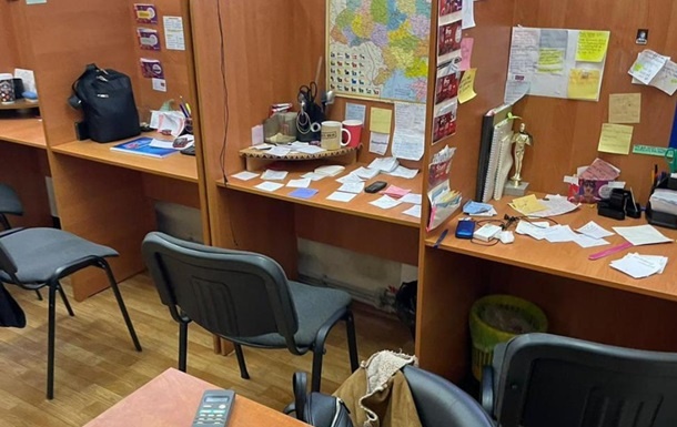 Харьковские полицейские разоблачили мошеннический колл-центр