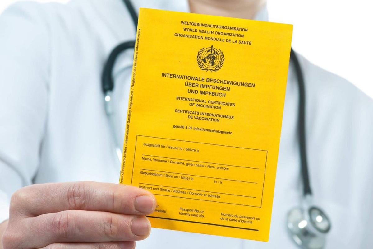В Украине появятся зеленый и желтый сертификаты вакцинации против COVID-19