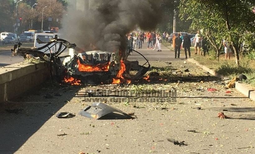 Взрыв в Днепре: под машину сотрудницы ГосЧС была заложена взрывчатка, - СМИ