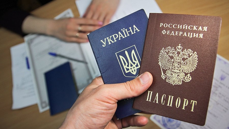 "Слуги народа" хотят украинским гражданам с паспортами РФ ограничить избирательное право