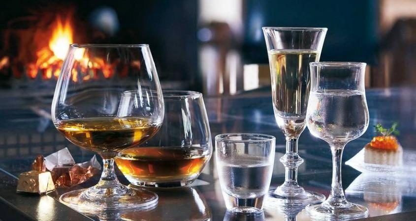 Чтобы не было плохо: как правильно пить алкоголь