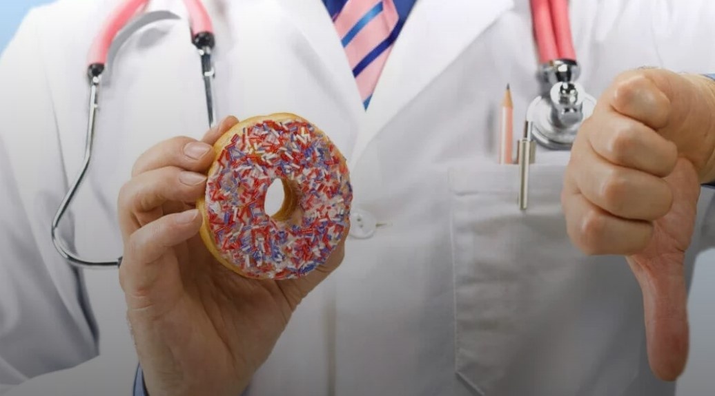 Врач из Британии рассказал, какие продукты "убивают" холестерин