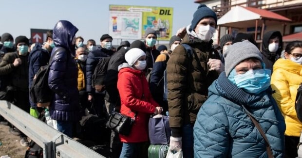 Украинским заробитчанам пообещали проблемы с визами в Польше