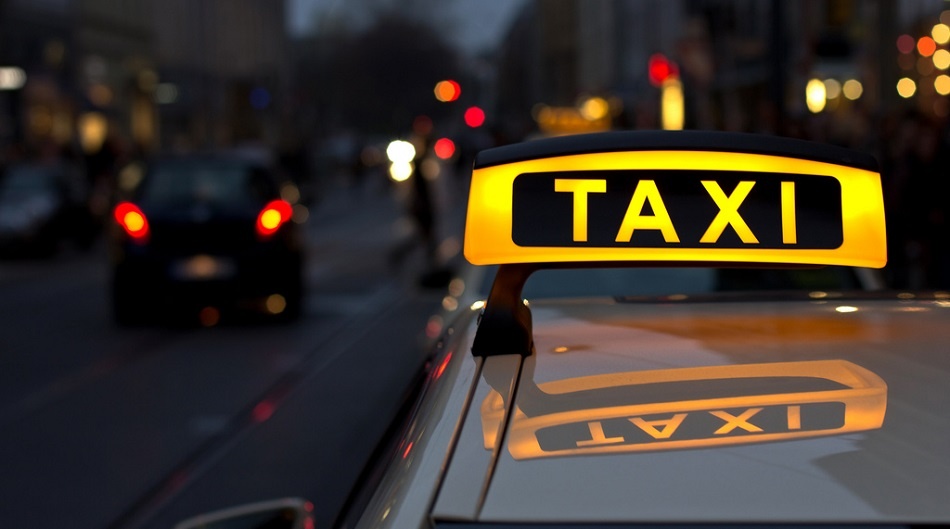 Услуги такси подорожают: почему вырастут цены