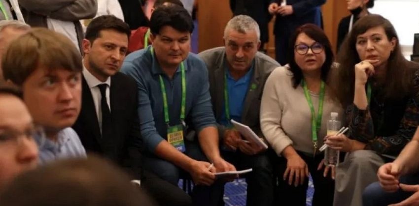 Зеленский поставил на место депутатку, не согласную с отставкой Разумкова