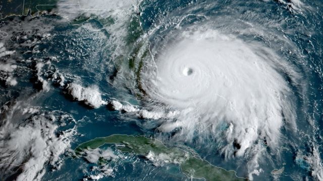 Ученым удалось снять на видео ураган изнутри