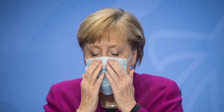 Меркель: "Северный поток-2" еще не получил разрешения на транспортировку газа