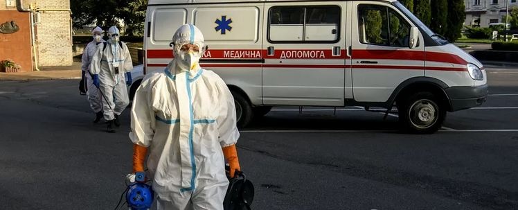 На Буковине в ''скорой'' от коронавируса скончался иностранец
