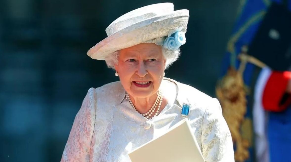 Королева Британии назвала Крым российским в письме школьникам Севастополя