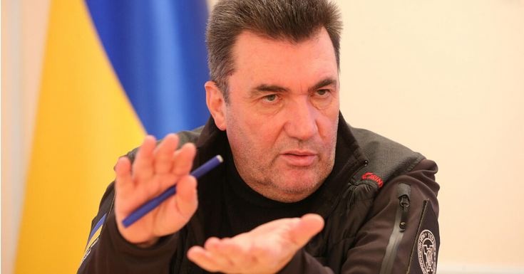 Украина разыскивает 400 предателей Родины, - Данилов