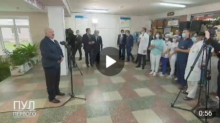 Лукашенко с серьезным лицом заявил, что коронавирус может лечить онкологию