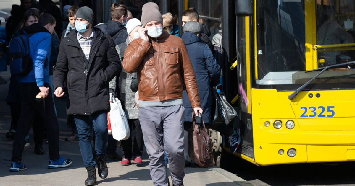 Ездить смогут не все: Киев введет ограничение на проезд в транспорте