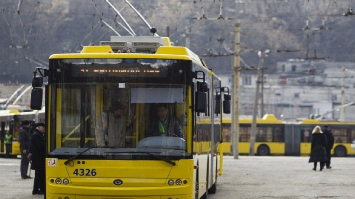 Транспорт в Киеве для невакцинированных: что решили в КГГА