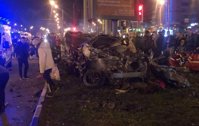 ДТП в Харькове: что сейчас известно о состоянии пострадавших пассажиров Infiniti