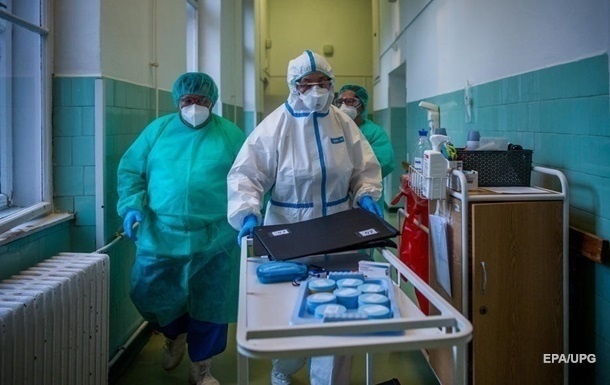 В Украине за день выявили 26 071 новый случай COVID-19