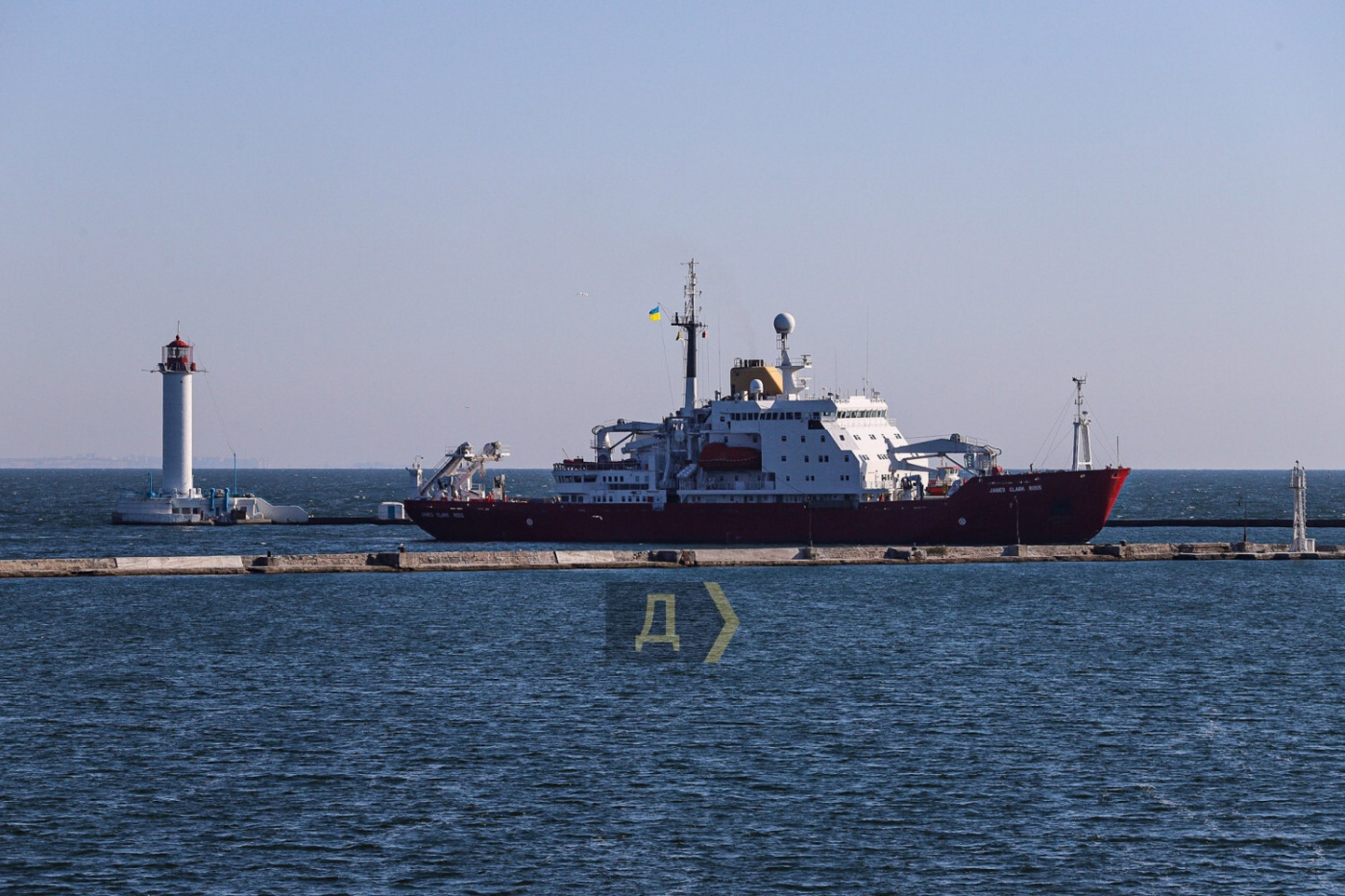 В порт Одессы вошел ледокол,  купленный Украиной у Британии