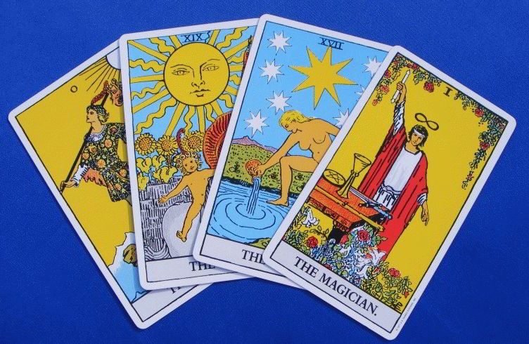 Гороскоп на 2 ноября по картам таро для всех знаков зодиака