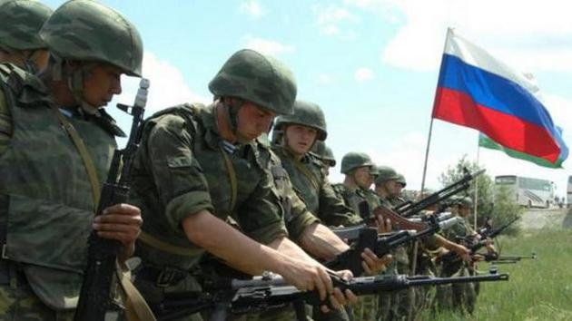 Почти 100 тысяч военных РФ у украинской границы: тревожное заявление Минобороны