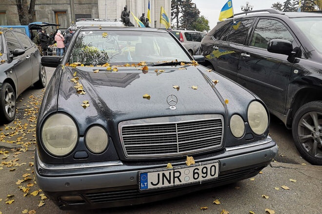 Составлен рейтинг самых популярных авто в Украине, ввезенных из-за границы