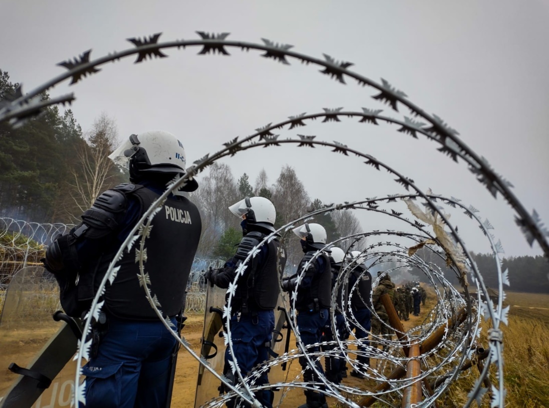 Поляки подтянули на границу с Беларусью серьезное подкрепление