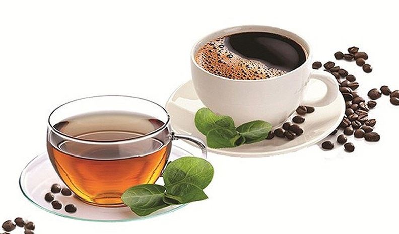 Чай и кофе могут снизить риск опасной болезни: все дело в "дозе"