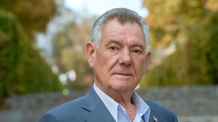 Бывший мэр Киева госпитализирован в тяжелом состоянии из-за COVID-19