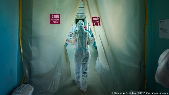 В Украине за сутки коронавирусом заразились более 14 тысяч человек