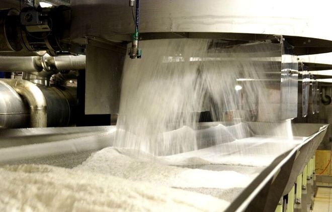 Сахарные заводы считают убытки: украинцы переходят на импортный продукт
