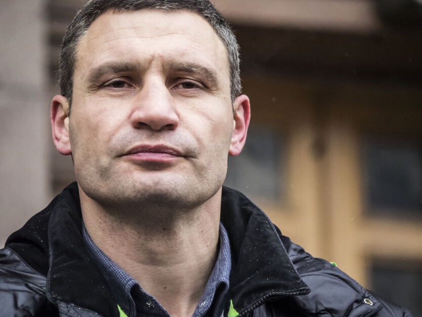 Ю. Романенко: Как Офис президента ломает зубы о Кличко
