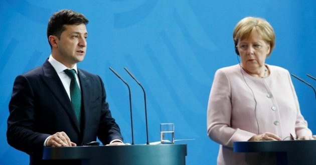 Меркель поговорила с Зеленским и дала обещание Украине