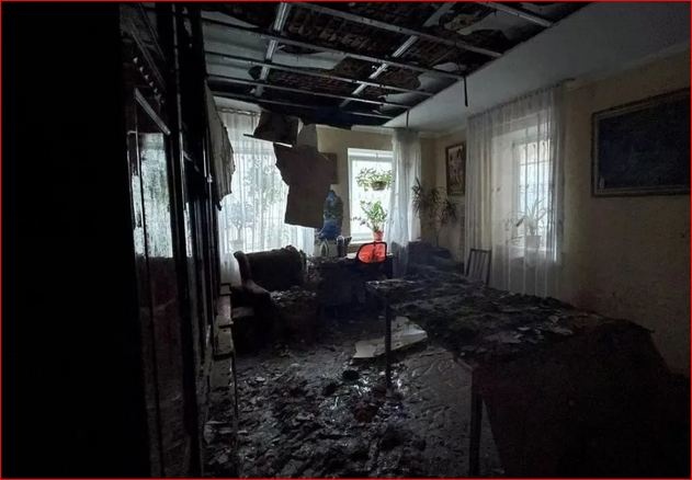 Люди в шоке: дома в Херсоне разрушил фонтан из нечистот