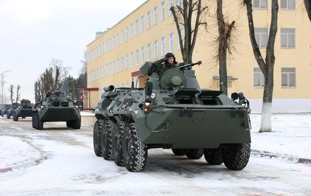 Россия вооружила Беларусь новой бронетехникой