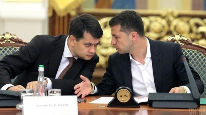 73 процентов уже не будет: Разумков обрисовал перспективы Зеленского на выборах