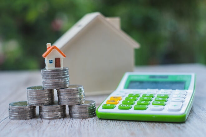 "Антиолигархический" законопроект №5600: продажи квартир обложат новым налогом