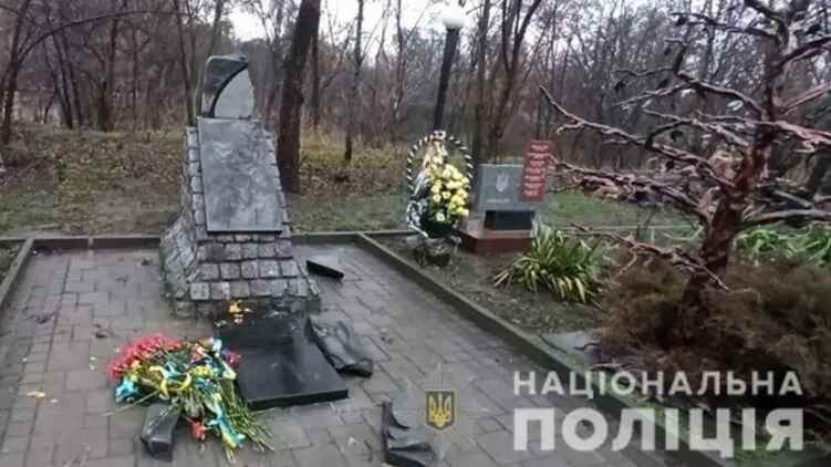 В Первомайске разбили памятник героям Небесной сотни  и воинам АТО